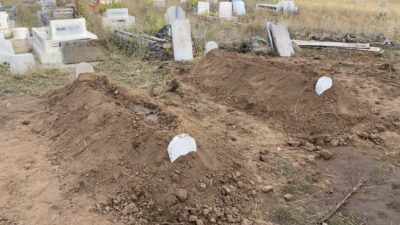 Anne ve Oğlu Yan Yana Toprağa Verildi: Aile İki Acıyı Birden Yaşadı Malatya’nın Akçadağ ilçesinde hayatını kaybeden 65 yaşındaki Rabia Bozkurt ile
