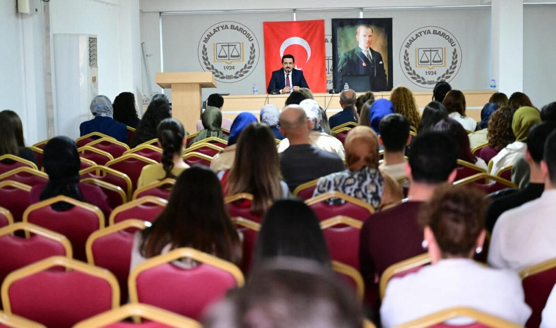 Başkan Taşkın’dan Genç Avukatlara Meslek Tavsiyeleri Battalgazi Belediye Başkanı Bayram Taşkın, Malatya Barosu Staj Komisyonu tarafından