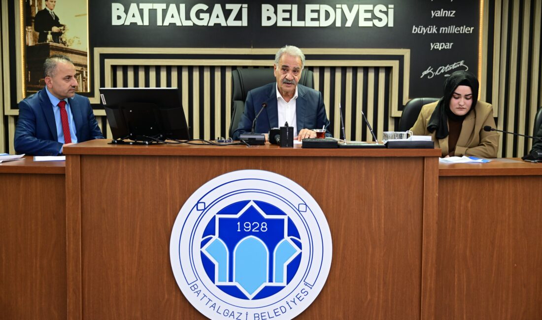 Battalgazi Belediye Meclisi, ekim ayı olağan toplantısının üçüncü birleşiminde 3