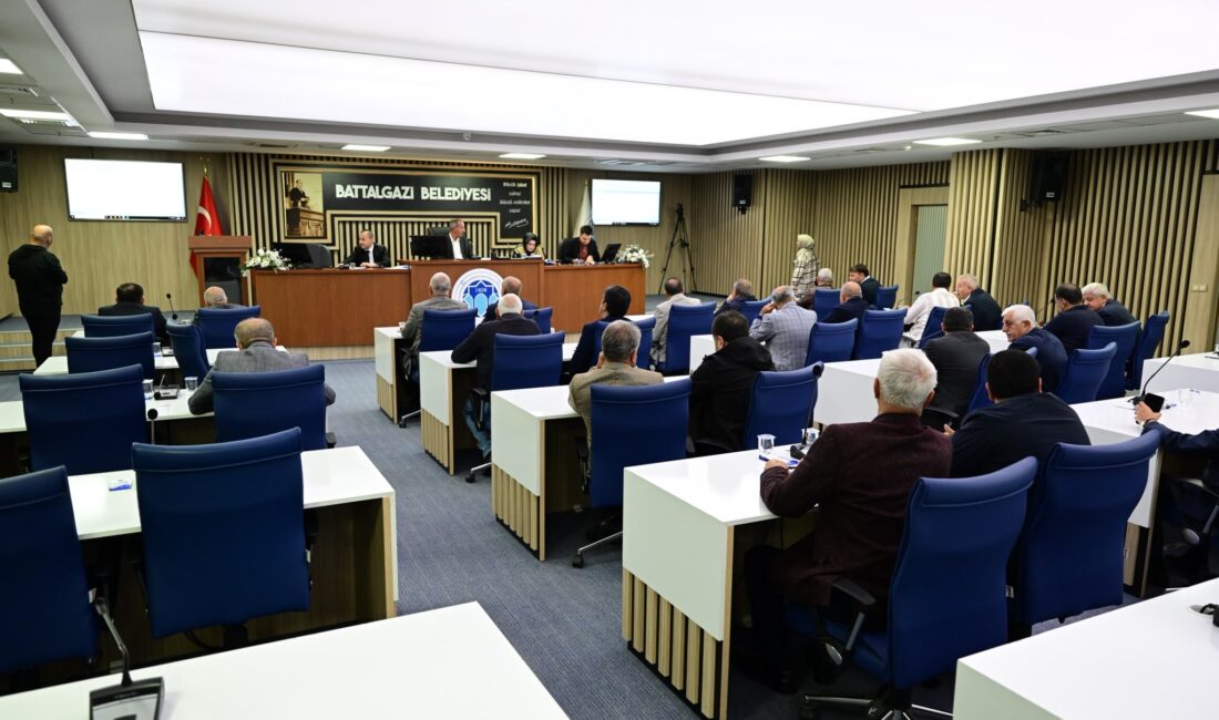 Battalgazi Belediyesi’nin 2027 Yılı Bütçesi Belli Oldu: 5 Milyar 280 Milyon TL! Battalgazi Belediye Meclisi, ekim ayı olağan toplantı maratonunu gerçekleştirilen 6’ncı