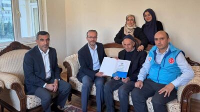 Bir Ömürlük Birikimini Kur’an Kursuna Bağışladı Malatya’da yıllarca zorlu şartlarda çalışarak birikim yapan hayırsever Mehmet Malçok,