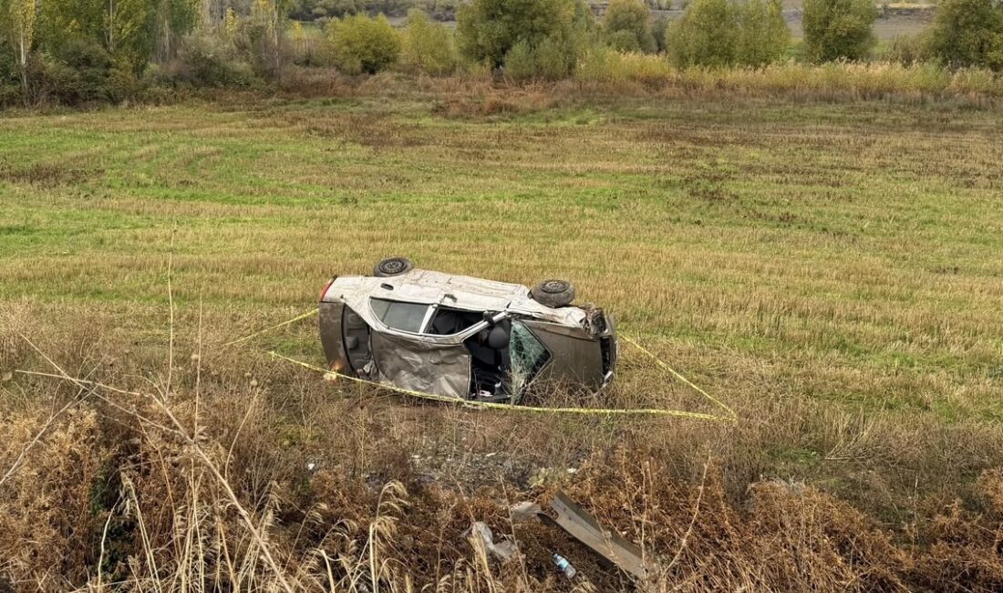 Doğanşehir’de Otomobil Takla Attı: 2 Yaralı Malatya’nın Doğanşehir ilçesinde yağış nedeniyle kontrolden çıkarak takla atan otomobilde