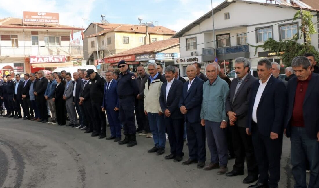 Malatya’nın Hekimhan ilçesinde 19 Ekim Muhtarlar Günü dolayısıyla tören düzenlendi.