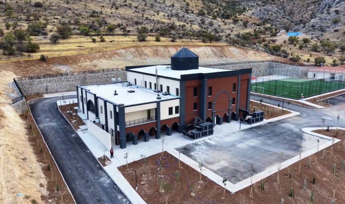 Malatya Valisi Seddar Yavuz, deprem sonrası binlerce TOKİ konutunun inşa