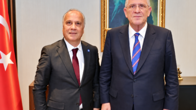Kamil Göksu’ya İYİ Parti’de Yeni Görev İYİ Parti’nin çeşitli kademelerinde görev alan Malatyalı Kamil Göksu, Yerel