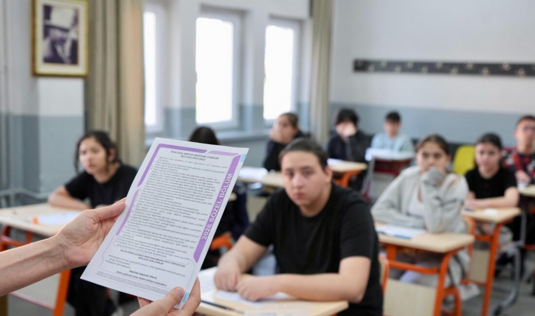 LGS Tarihi Belli Oldu! Milyonlarca Öğrencinin Beklediği Sınav Takvimi Açıklandı Millî Eğitim Bakanlığı, 2027 yılı sınav uygulama takvimini yayımladı. Liselere