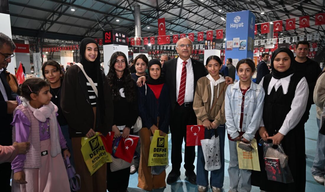 Malatya Kitap Fuarı Yazar ve Kitapseverlerden Tam Not Aldı Malatya Büyükşehir Belediyesi tarafından bu yıl 12’ncisi düzenlenen Malatya Kitap