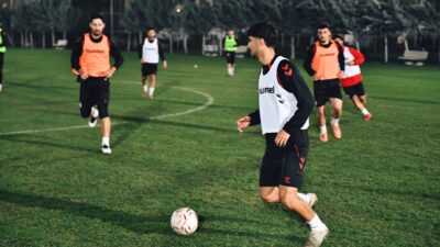 Nesine 3. Lig 3. Grup’ta liderliğini sürdüren Malatya Yeşilyurtspor, Ziraat