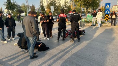 Malatya’nın Yeşilyurt ilçesinde otomobil ile motosikletin çarpışması sonucu meydana gelen