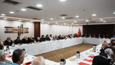 Malatya’nın Sorunlarına Ortak Akılla Çözüm Arayacaklar Malatya’da akademisyen, iş insanı, mühendis ve eğitimcilerden oluşan 7 kişilik
