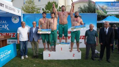 Malatya’da 345 sporcunun katıldığı 21. Uluslararası Turgut Özal Karakucak Güreşleri’nde