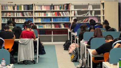 Malatya Erman Ilıcak Fen Lisesi, üniversite sınavına hazırlanan 12. sınıf