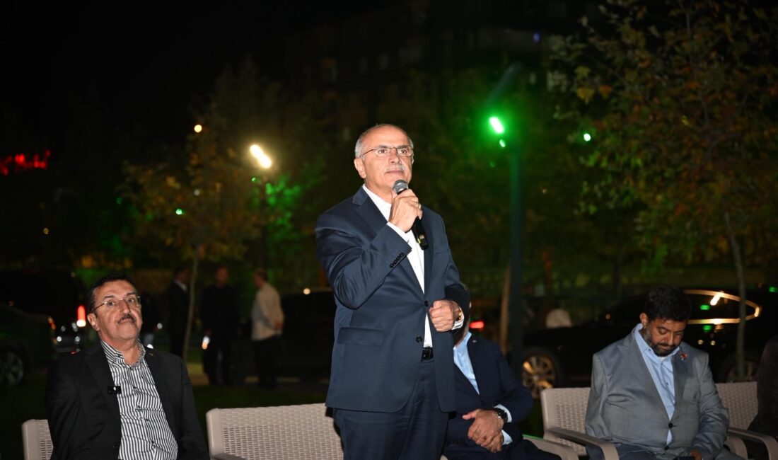 Üç Mahallede Belediye Eliyle Dönüşüm Malatya Büyükşehir Belediye Başkanı Sami Er, Beylerbaşı, Şehit Fevzi ve