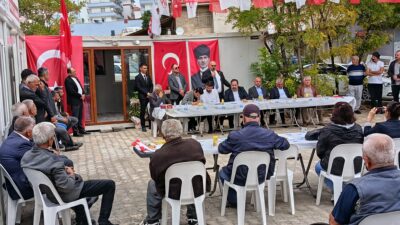 YENİ Parti Darende’de Ormancı Güven Tazeledi YENİ Parti Darende 1. Olağan İlçe Kongresi’nde üyelerin tamamının oyunu