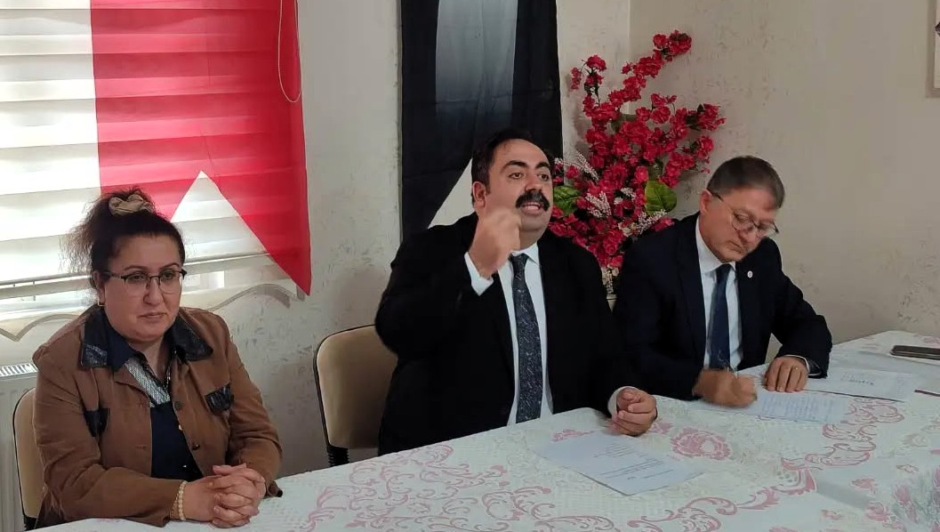 YENİ Parti Malatya’da İlçe Kongrelerini Tamamladı YENİ Parti Malatya İl Başkanlığı, kent genelindeki 1. Olağan İlçe