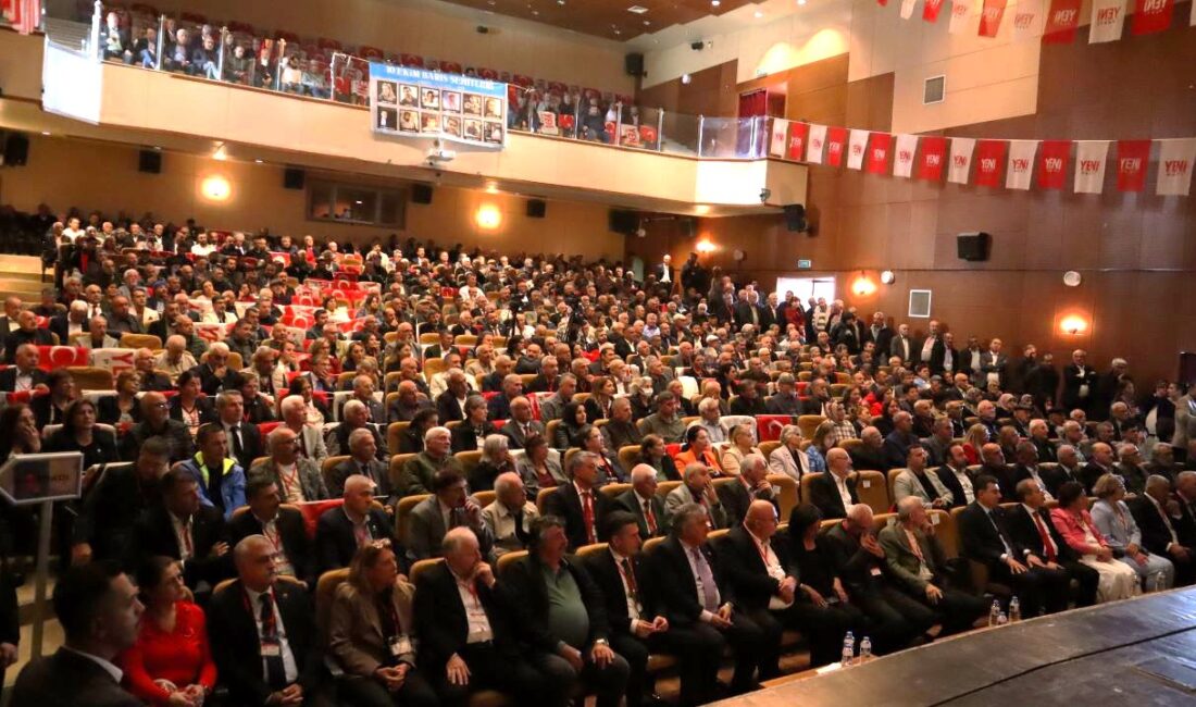 YENİ Partili Zeynel Emre: “İktidara Hiç Olmadığımız Kadar Yakınız” YENİ Parti Malatya 1. Olağan İl Kongresi’nde konuşan Genel Başkan Yardımcısı