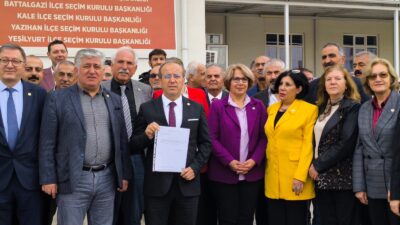 Yeni Parti Malatya İl Başkanı Basri İlhan, gerçekleştirilen il kongresinin