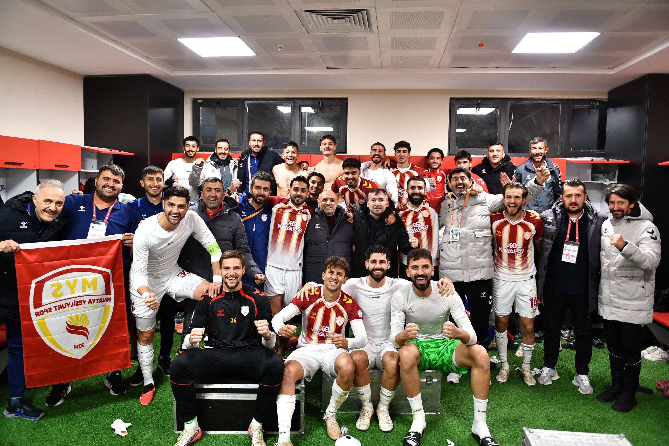 Malatya Yeşilyurtspor, deplasmanda karşılaştığı Yozgat Belediyesi Bozokspor’u 9-1 mağlup etti.