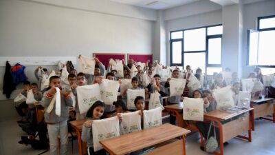 Yeşilyurt Belediyesi İklim Değişikliği ve Sıfır Atık Müdürlüğü, çocuklara küçük