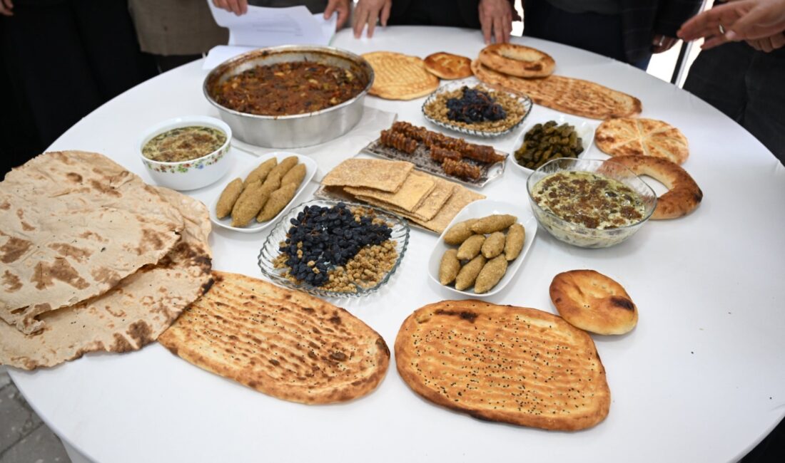 Yeşilyurt’un Yöresel Lezzetleri Markalaşıyor Yeşilyurt Belediyesi tarafından hayata geçirilen “Yeşilyurt’un Değerleri” projesi kapsamında Çırmıhtı